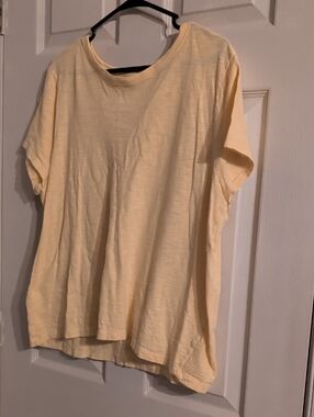 GAP Light Yellow Slub Crew Tee